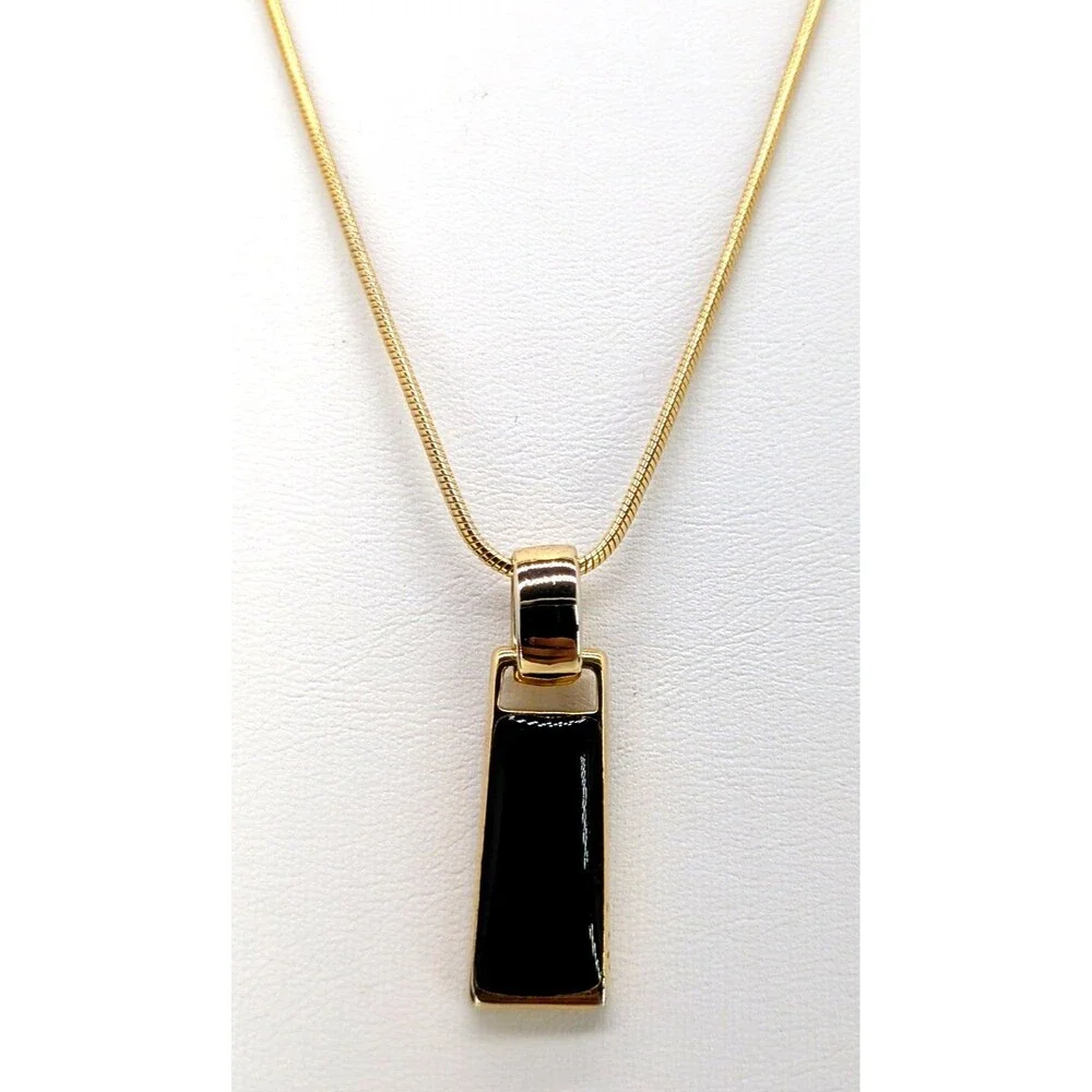 Vintage Signed WORTHINGTON Goldtone Black Enamel dangle Pendant  15